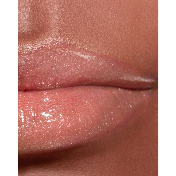 Chanel lip gloss & Mac lipstick bundle - Picture 13 of 16